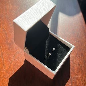 Gorgeous dainty delicate diamond post silver zirconia earrings✨